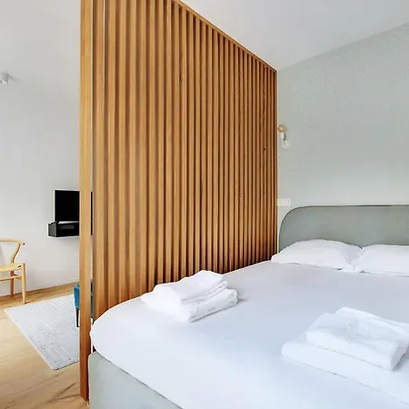Amazing Studio 2p- Arc De Triomphe פריז